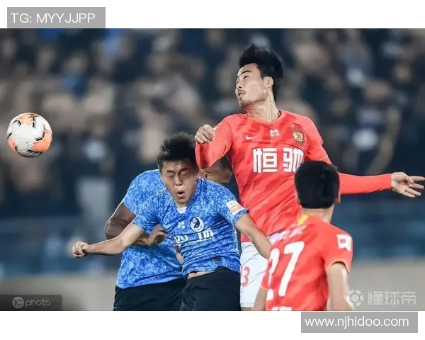 武汉足球队的转型之路：城市联赛中的崛起与挑战解析